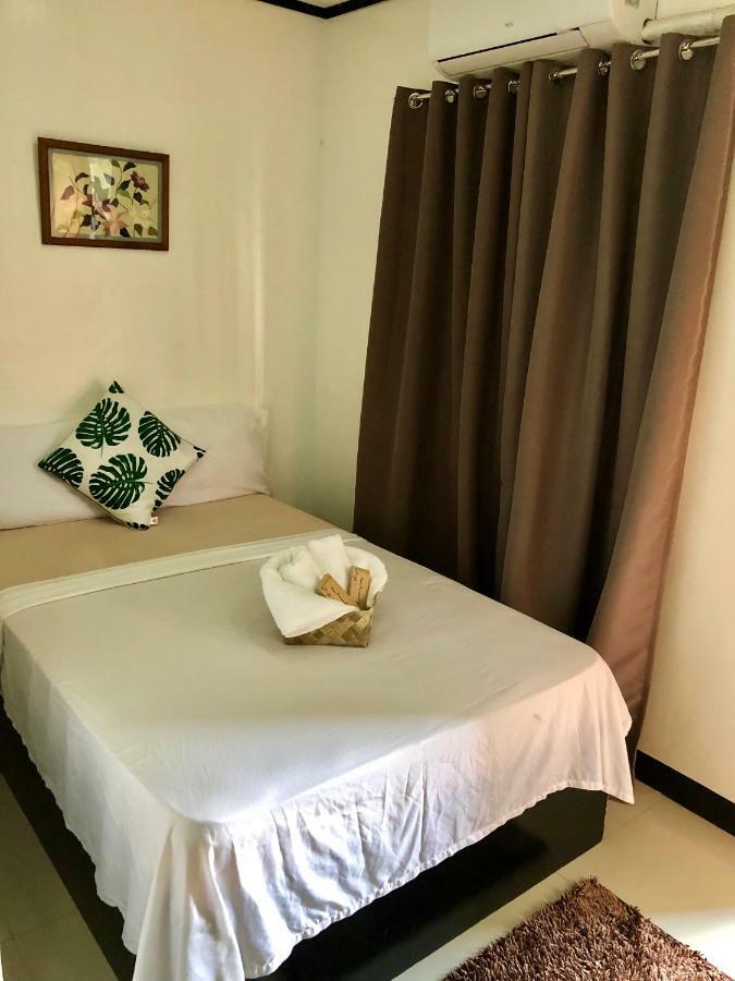 Kent Travellers' Inn Корон Экстерьер фото